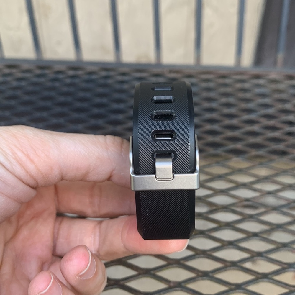 Fitbit - Picture 3 of 15